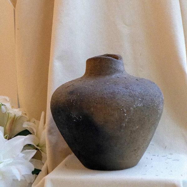 the annam house, curated, vase, ceramic, antique