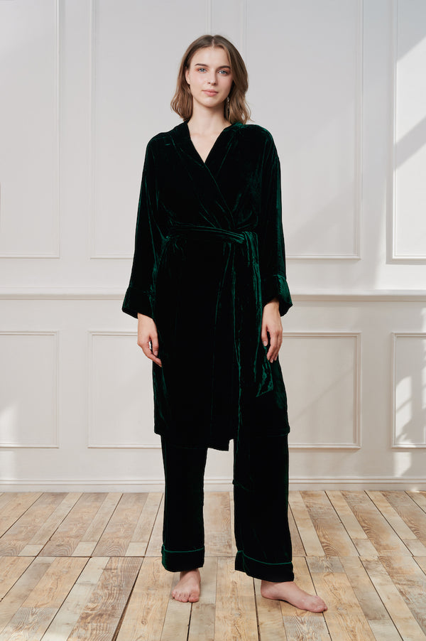 theannamhouse, homewear, pyjama, pajama, luxury, robe, nightwear, velvet, silk 